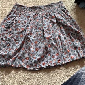 Skirt with pockets